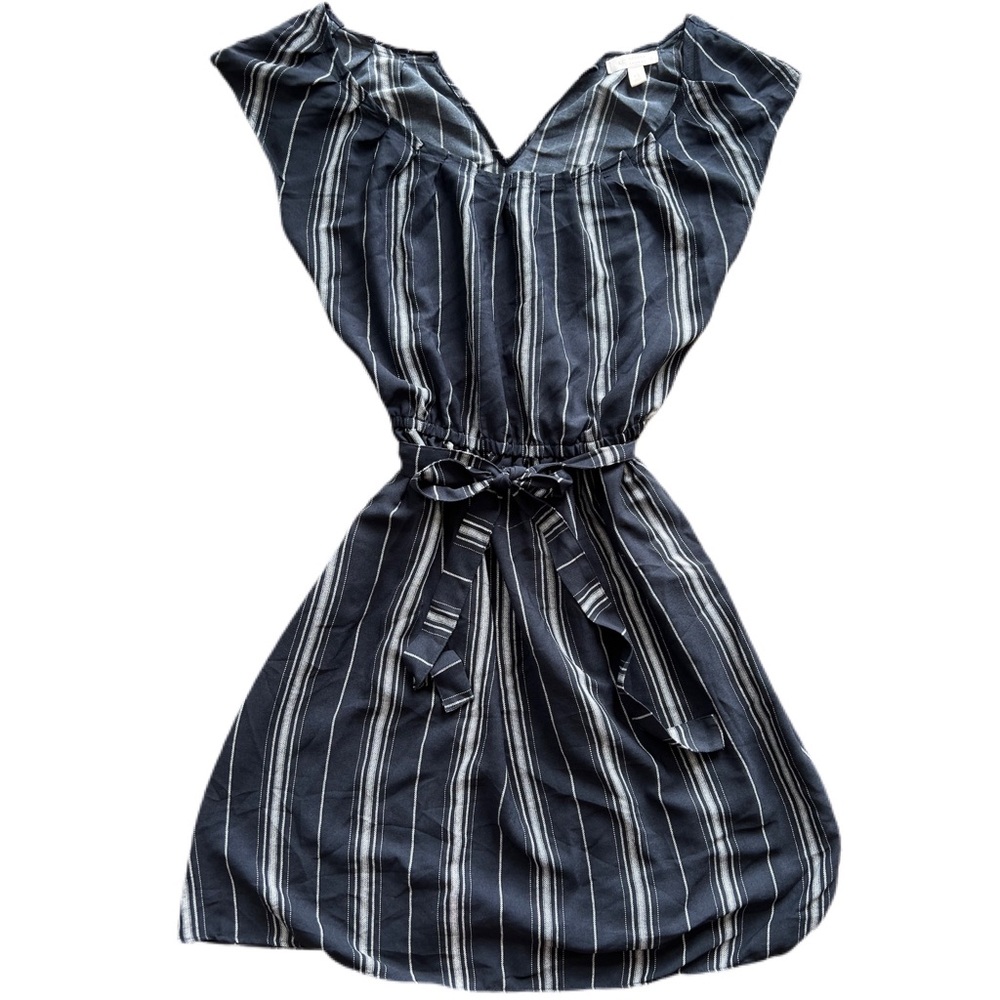 LC Lauren Conrad Dress Size XS Navy Blue Striped Pleated Spring Comfort